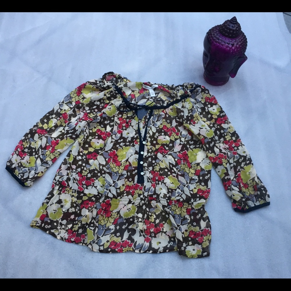 ABERCROMBIE & FINCH Beautiful Soft Blouse NEW +TAG